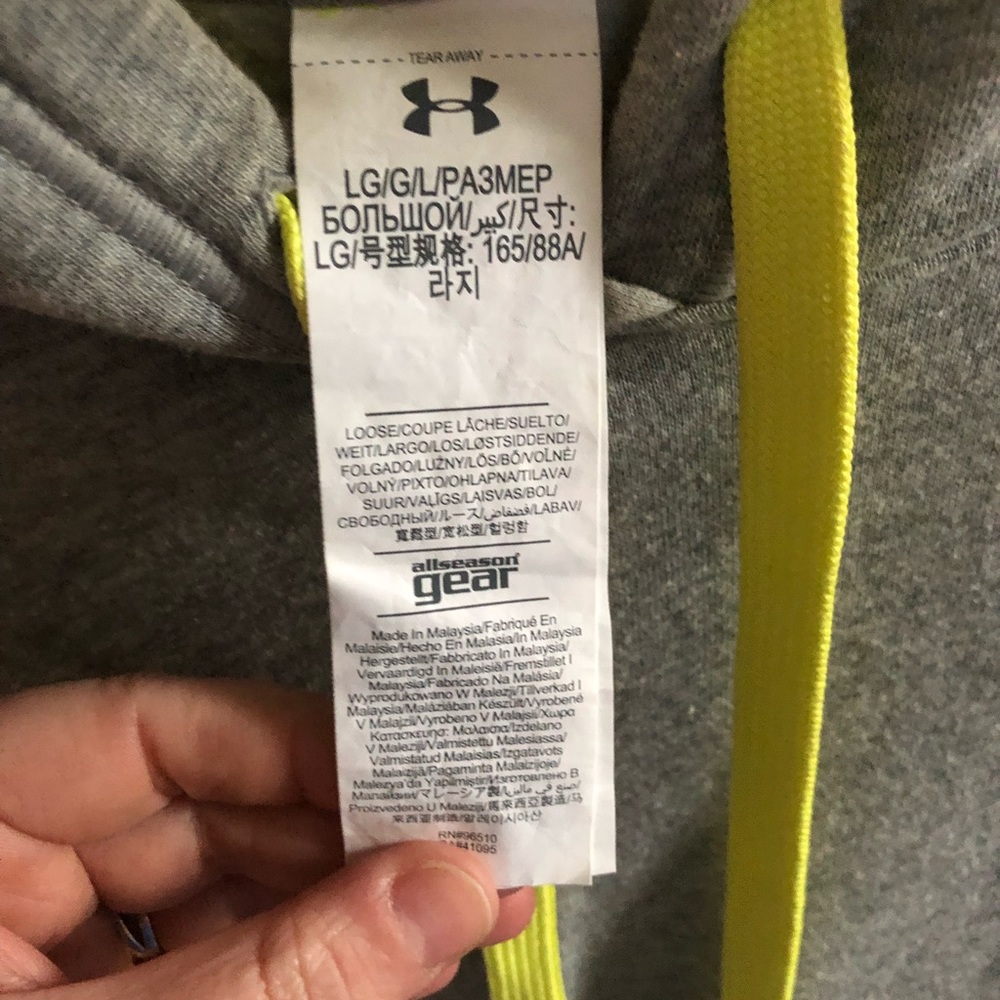 Sweatshirt